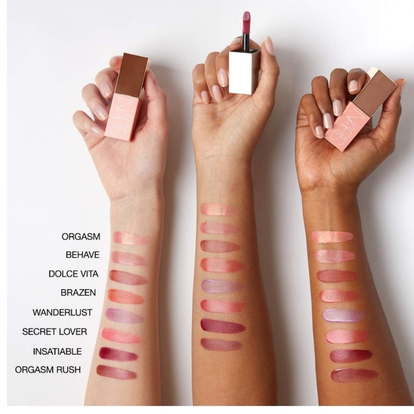 NARS Afterglow Liquid Blush Aragon - Picture 2 of 4